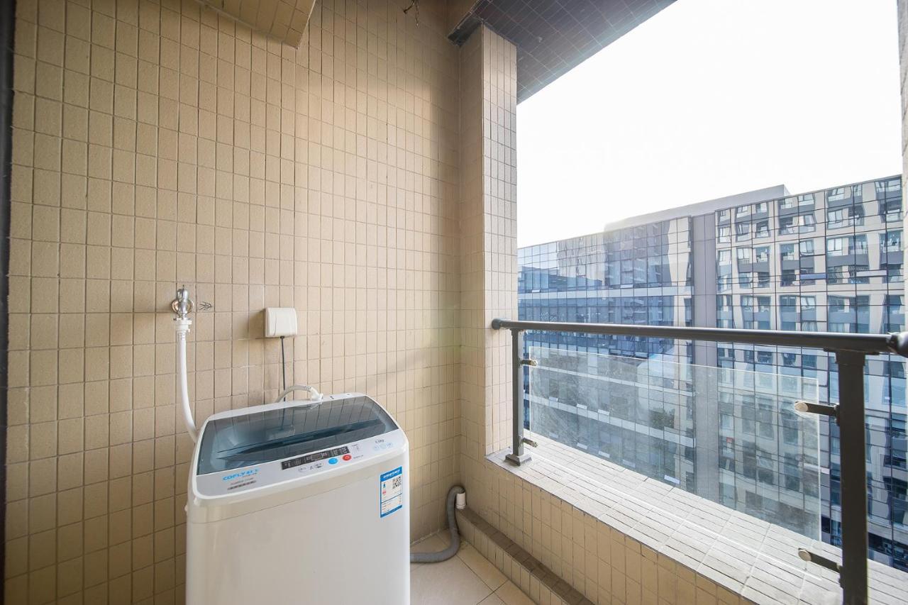 Guangzhou Laiste Aparthotel Science City Greenland Central Plaza Branch - Free Shuttle Bus To Canton Fair Complex During Canton Fair Period Exterior foto